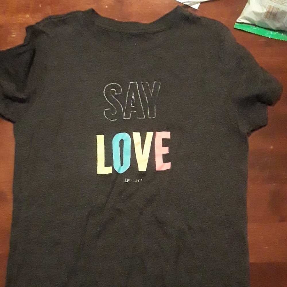 Graphic tee